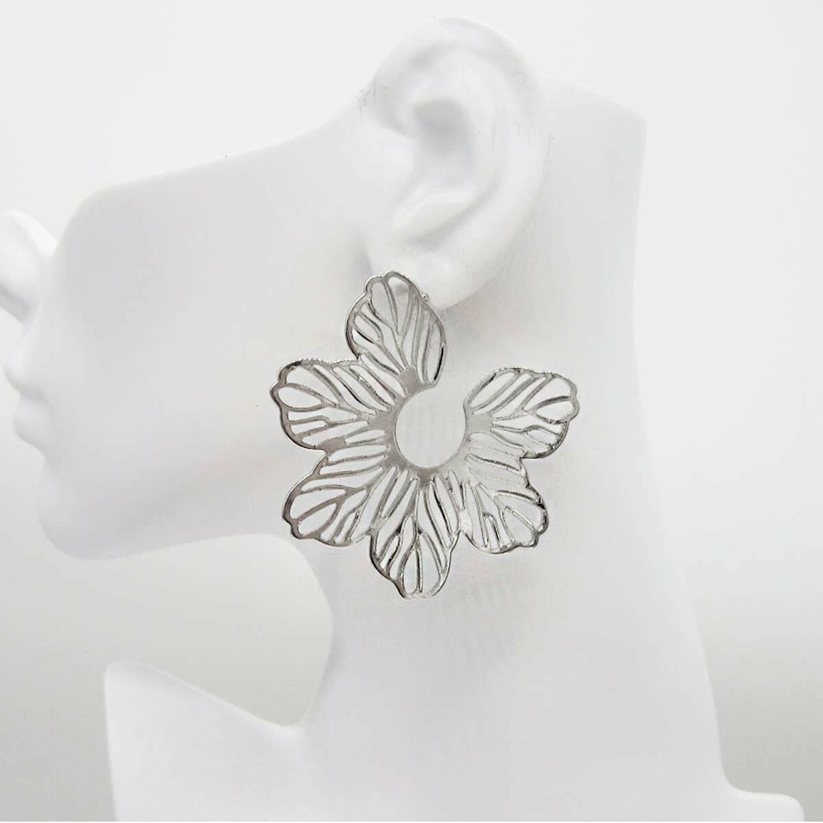 Pendientes florales