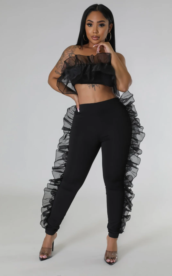 Ruffle Me Pant Set