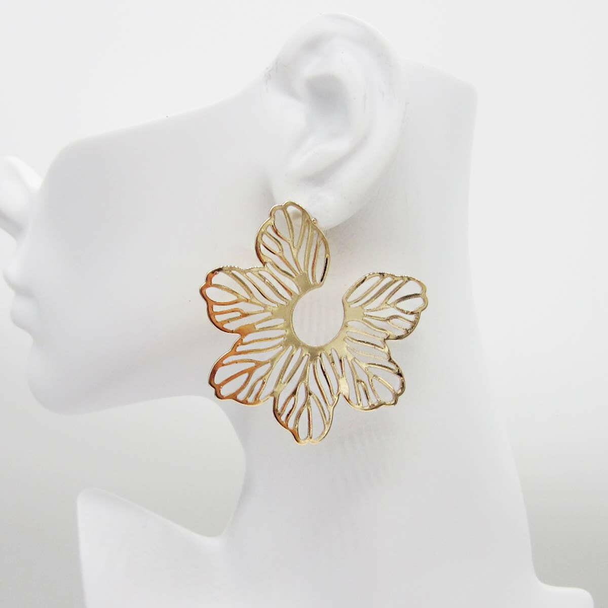 Pendientes florales